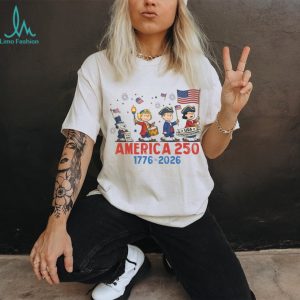 Snoopy Peanuts Gang America 250 Semiquincentennial 1776 2026 T Shirt