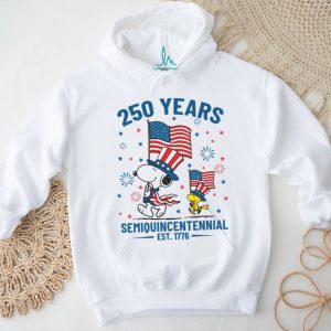 Snoopy Semiquincentennial 250 Years Est 1776 American Flag T shirt