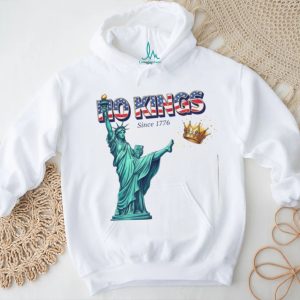Statue of Liberty No Kings Since 1776 Patriotic Sweatshirt