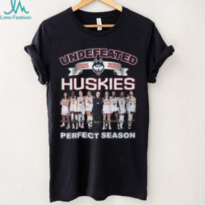 UConn Huskies Women's Basketball Undefeated Perfect Season 2025 2026 T Shirt