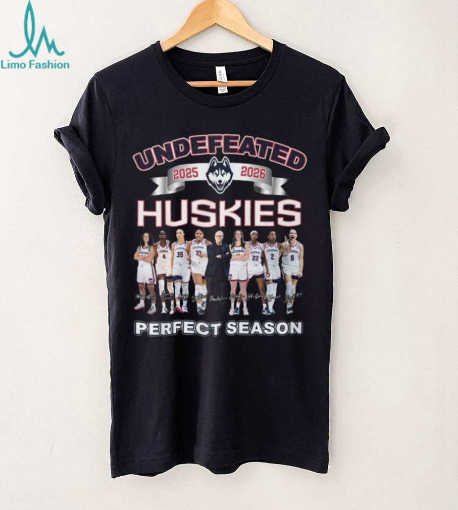 UConn Huskies Women’s Basketball Undefeated Perfect Season 2025 2026 T Shirt UConn Huskies Women’s Basketball Undefeated Perfect Season 2025 2026 T Shirt
