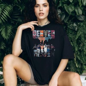Denver City Skyline Players Huddle Sports Fan T Shirt