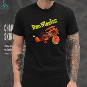 Bad Piggies Video Game Mashup Graphic Parody Black T Shirt