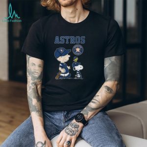 Houston Astros MLB Charlie Brown Snoopy Woodstock Baseball Fan Black T Shirt