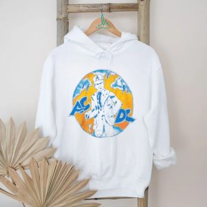 Minimalist Mountain Graphic T Shirt