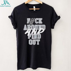 San Antonio Basketball Fan Graphic Graphic T Shirt