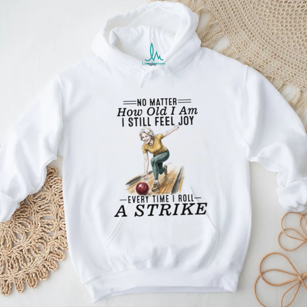 Senior Woman Bowling Strike Vintage Style T Shirt Senior Woman Bowling Strike Vintage Style T Shirt