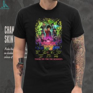 Stranger Things Tales From 85 Cast Signatures Group Graphic T Shirt