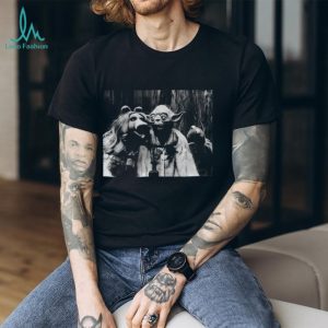 Yoda Miss Piggy and Kermit The Frog Cinematic Crossover T Shirt Yoda Miss Piggy and Kermit The Frog Cinematic Crossover T Shirt