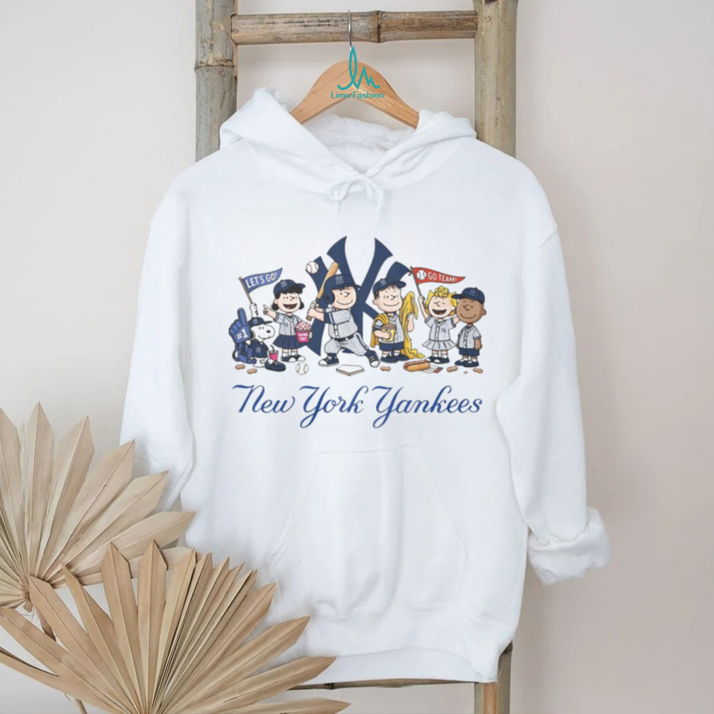 New York Yankees Peanuts Snoopy Baseball Fans Shirt New York Yankees Peanuts Snoopy Baseball Fans Shirt
