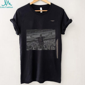 Isak Abstract Celebration shirt