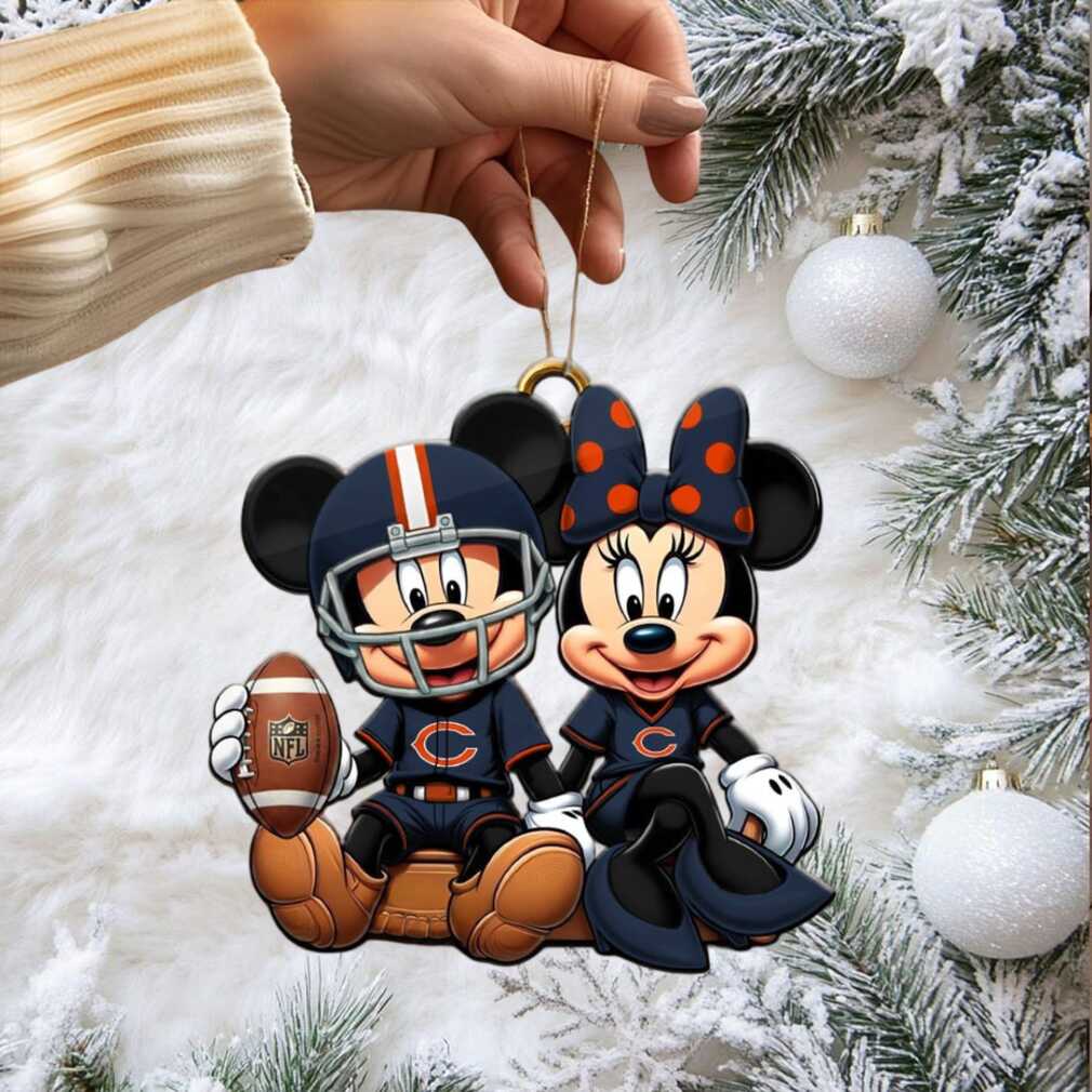 Mickey & Minnie Mouse Chicago Bears Christmas Ornament Mickey & Minnie Mouse Chicago Bears Christmas Ornament