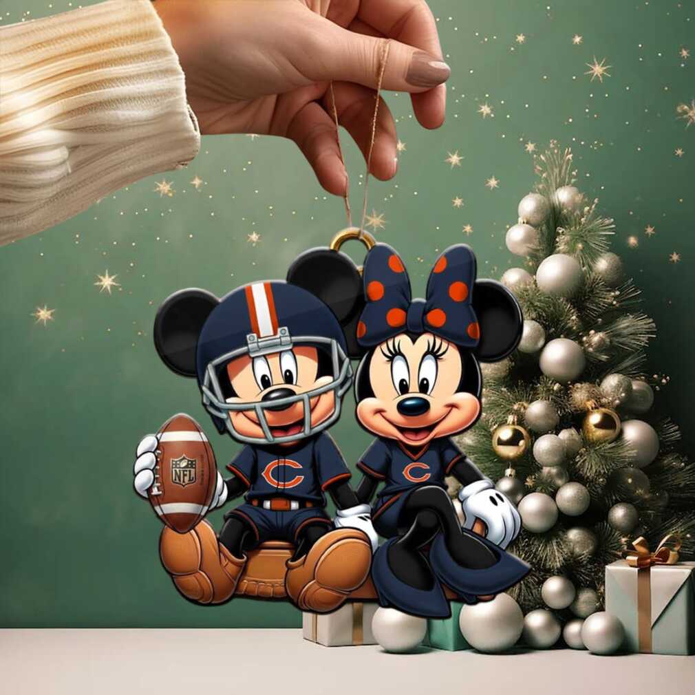 Mickey & Minnie Mouse Chicago Bears Christmas Ornament Mickey & Minnie Mouse Chicago Bears Christmas Ornament