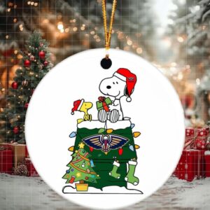Snoopy And Woodstock NBA Christmas Ornament 2025 For New Orleans Pelicans Fans