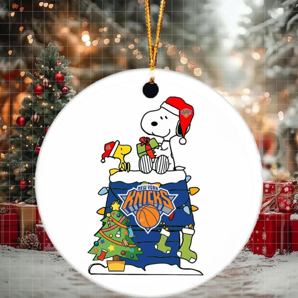 Snoopy And Woodstock NBA Christmas Ornament 2025 For New York Knicks Fans Snoopy And Woodstock NBA Christmas Ornament 2025 For New York Knicks Fans