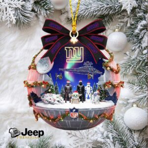 Star Wars and NFL New York Giants crossover Christmas ornament Star Wars and NFL New York Giants crossover Christmas ornament