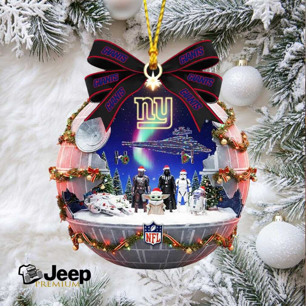 Star Wars and NFL New York Giants crossover Christmas ornament Star Wars and NFL New York Giants crossover Christmas ornament