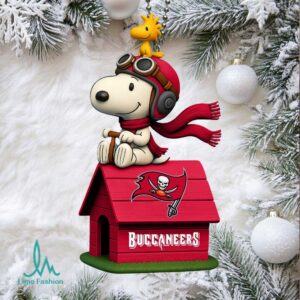 Tampa Bay Buccaneers Snoopy & Woodstock Doghouse Ornament Tampa Bay Buccaneers Snoopy & Woodstock Doghouse Ornament