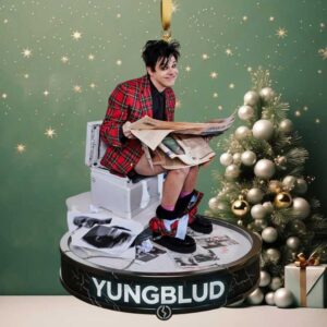 The Reading the News Yungblud Decoration