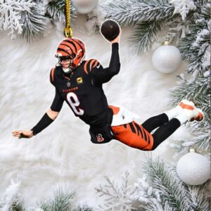 Cincinnati Bengals Joe Burrow Football Star Christmas Ornament.jfif
