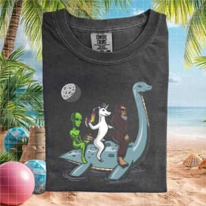 Alien Unicorn Bigfoot Nessie Cryptid Squad Vintage T Shirt