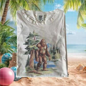 Bigfoot Sasquatch Forest Nature Wildlife Retro Graphic T Shirt