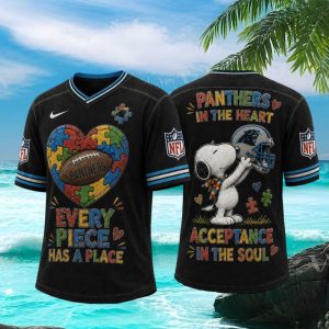 Carolina Football Snoopy Autism Awareness Pieces V Neck T Shirt