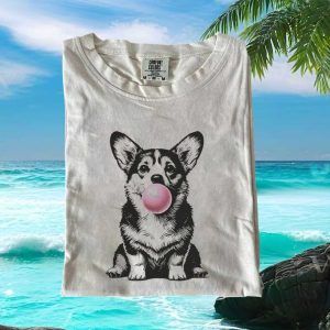 Cute Corgi Chewing Bubble Gum Vintage Style Graphic T Shirt