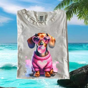 Cute Dachshund With Bubble Gum Pink Heart Glasses Graphic T Shirt