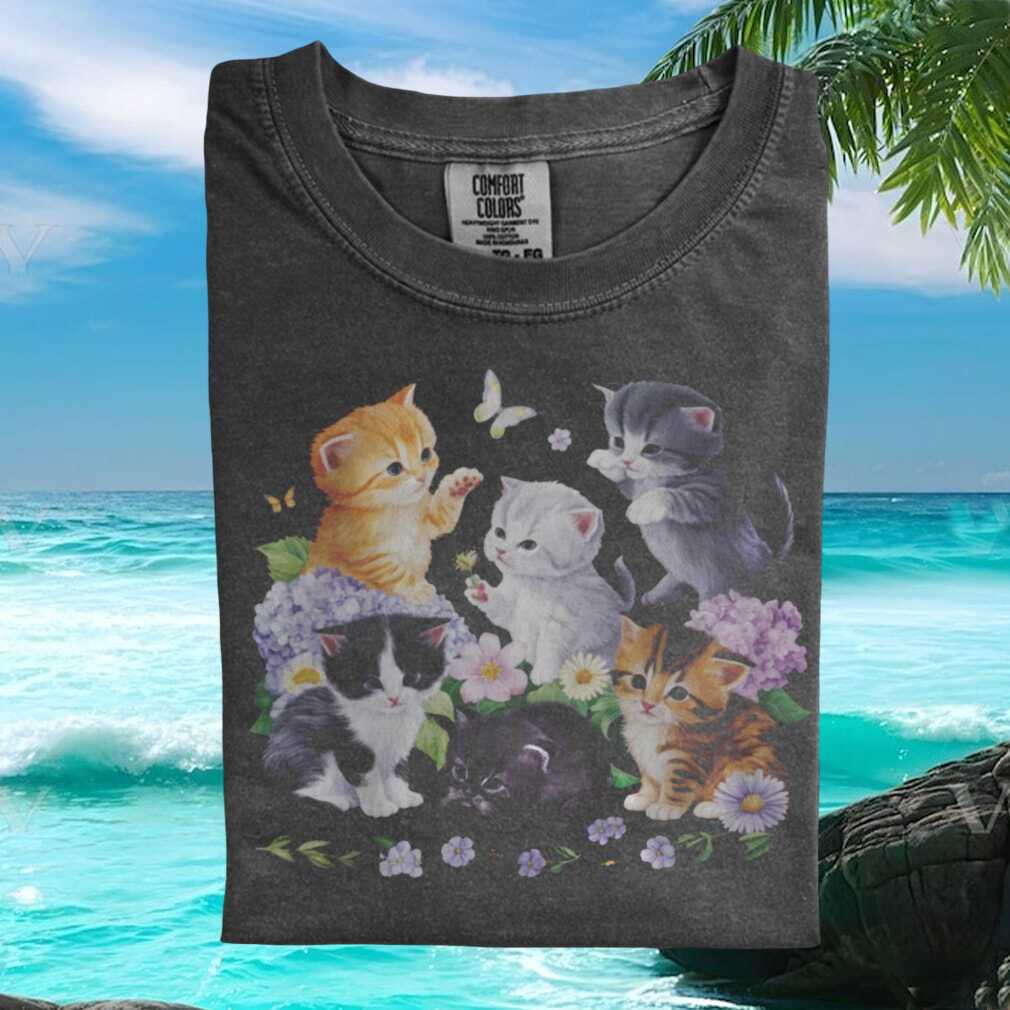 Cute Kittens Floral Garden Cottagecore Aesthetic Vintage Style T Shirt