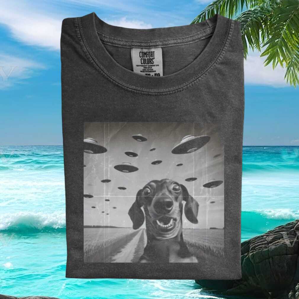Dachshund Dog Space UFO Alien Retro Vintage Graphic T Shirt Dachshund Dog Space UFO Alien Retro Vintage Graphic T Shirt