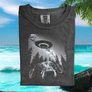 Dachshund Ufo Space Dog Lover Vintage Style Graphic T Shirt