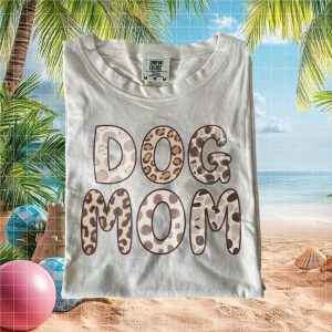 Dog Mom Leopard Cheetah Print Retro Trendy Aesthetic T Shirt
