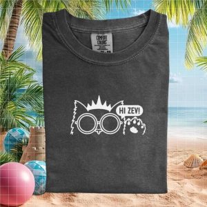 Dungeon Crawler Carl Zev Cat Graphic T Shirt