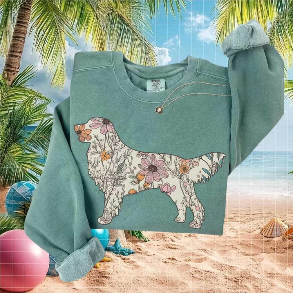 Golden Retriever Floral Silhouette Cottagecore Aesthetic Crewneck T Shirt