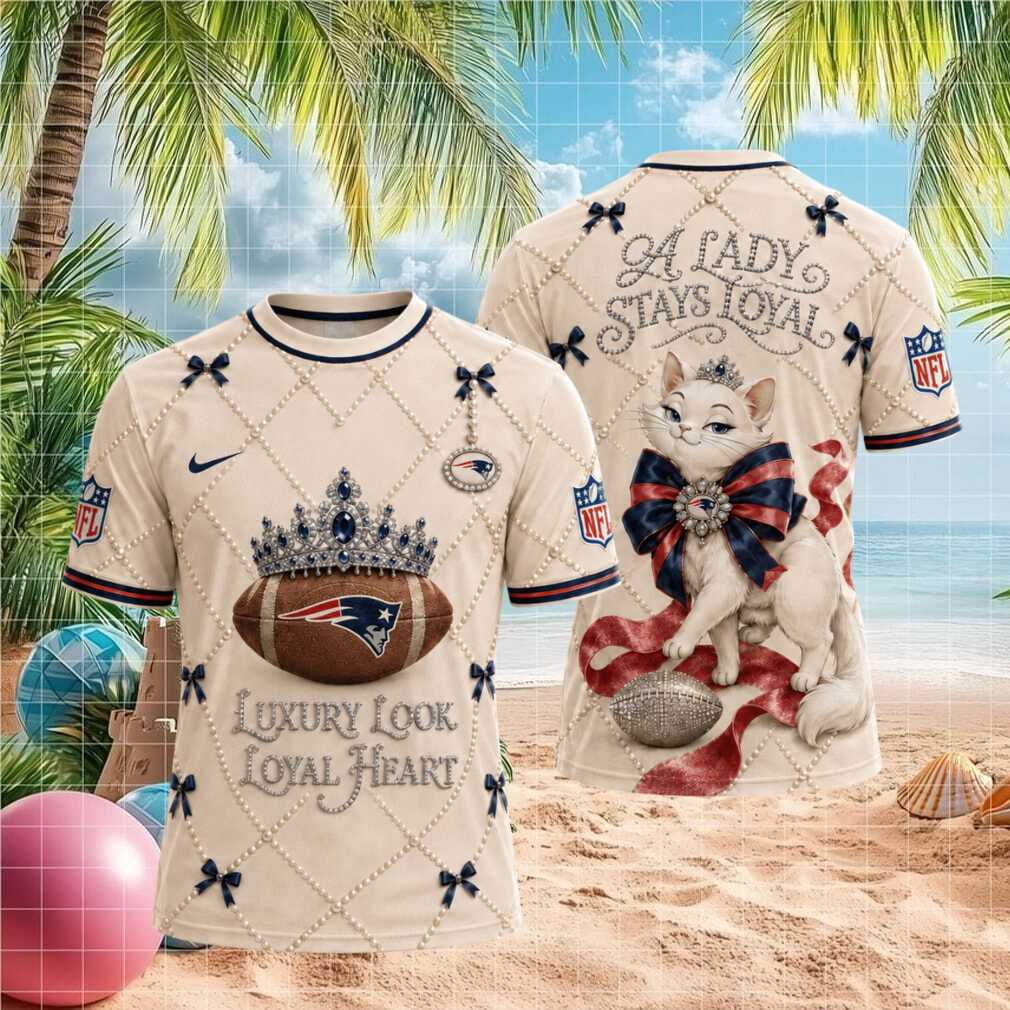 New England Patriots Luxury Pearl Cat Loyal Lady T Shirt New England Patriots Luxury Pearl Cat Loyal Lady T Shirt