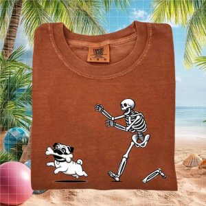 Skeleton Playing With Pug Dog Funny Bone Retro Comfort Colors T Shirt