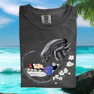 Snow White Alien Xenomorph Dark Fantasy Horror Graphic T Shirt