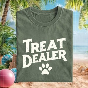 Treat Dealer Funny Dog Mom Paw Print Aesthetic T Shirt
