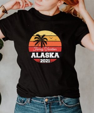 Alaska Family Vacation 2021 Holiday Retro Group Matching shirt