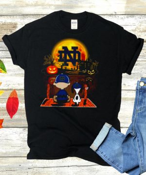 Snoopy and Charlie Brown Pumpkin Notre Dame Fighting Irish Halloween Moon shirt