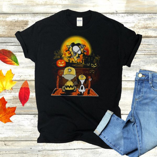 Snoopy and Charlie Brown Pumpkin Pittsburgh Penguins Halloween Moon shirt