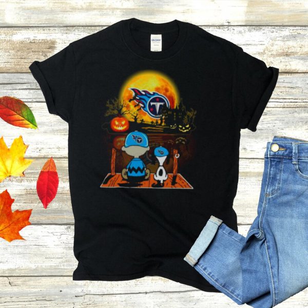 Snoopy and Charlie Brown Pumpkin Tennessee Titans Halloween Moon shirt