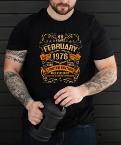 46 Year Old Vintage February 1976 Gift 46th Birthday Party Long Sleeve T Shirt
