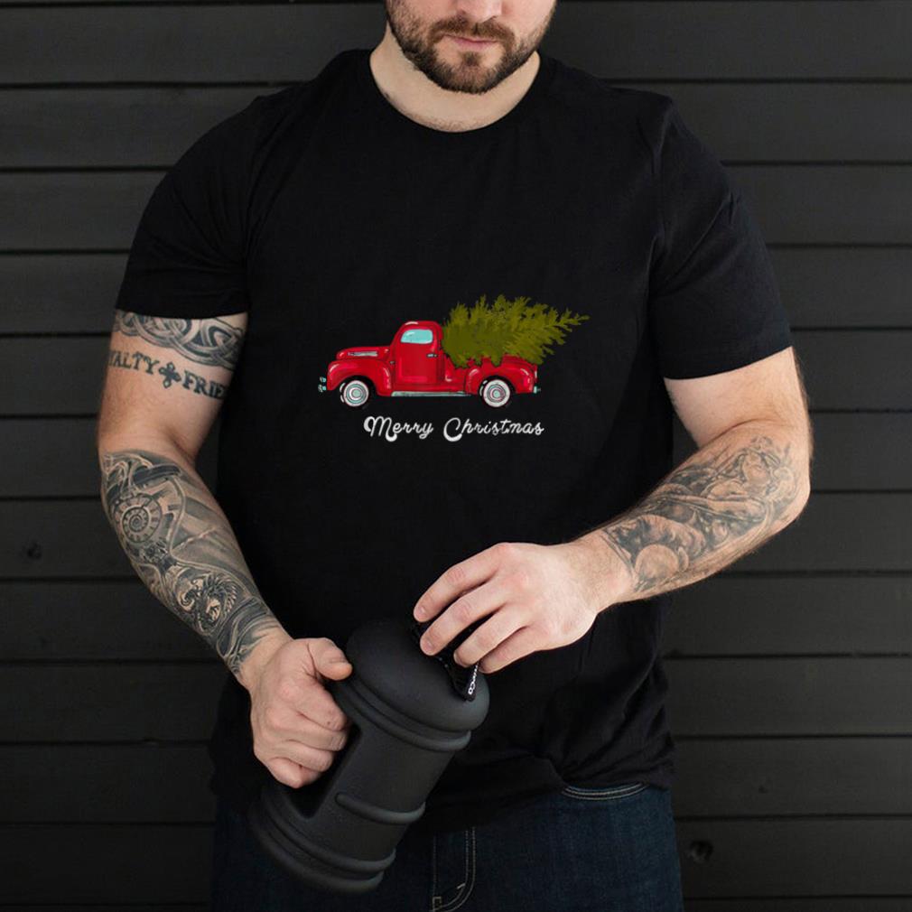 Vintage Wagon Christmas Tree on Car Xmas Vacation T Shirt Vintage Wagon Christmas Tree on Car Xmas Vacation T Shirt