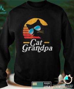 Womens Cat Grandpa Vintage Eighties Style Cat Retro Sunglasses V Neck T Shirt