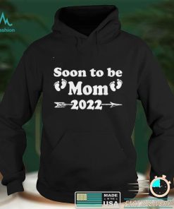 Womens Soon to be Mom Pregnancy Reveal 2022 T Shirt