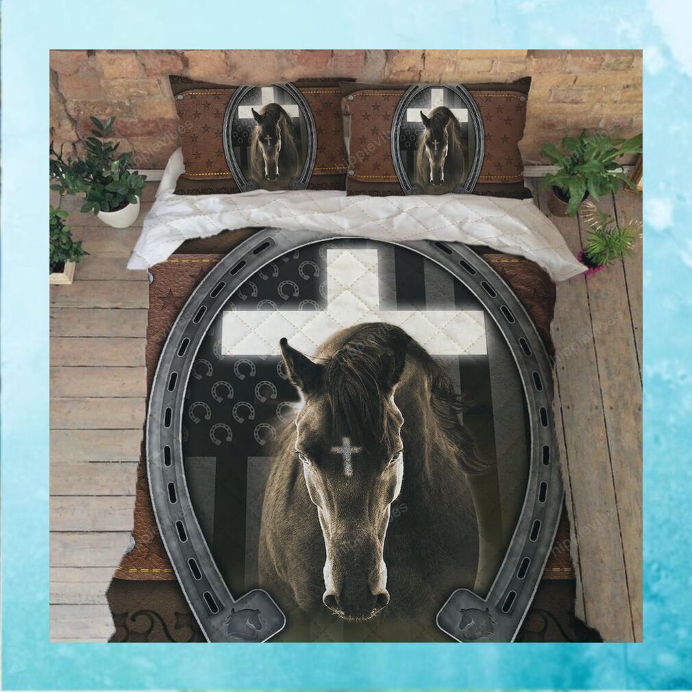Jesus And Black Horse Quilt Bed Set