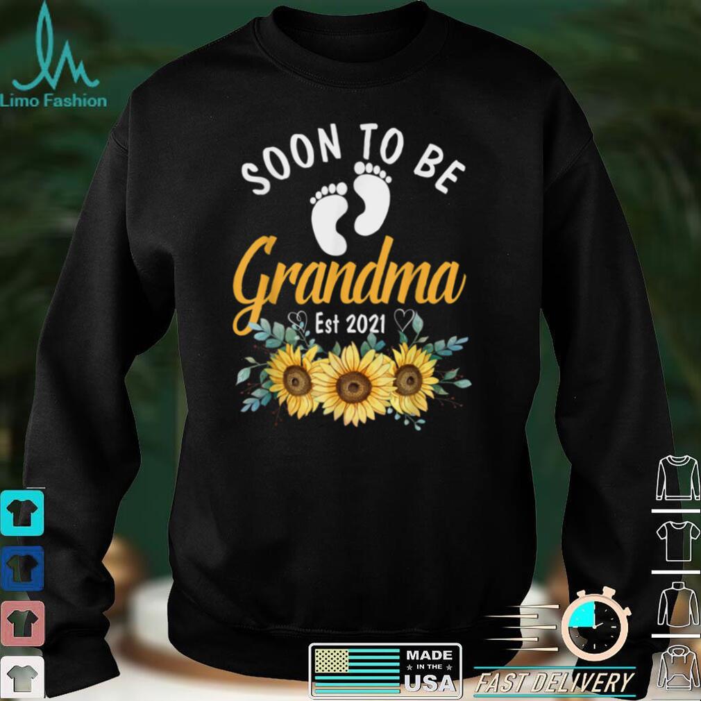 Soon To Be Grandma Thanksgiving Fall Pregnancy Announcement T Shirt