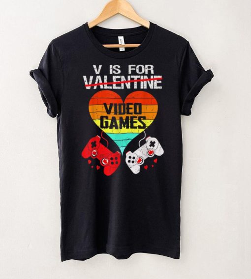 V Is For Video Games Valentines Day Vintage Heart Gamer Men T Shirt